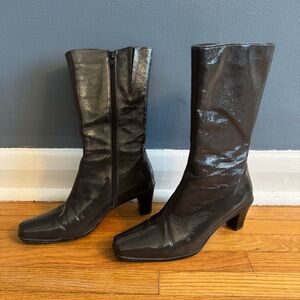 La Canadienne Taupe Mid Calf Patent Leather Boots - Women’s 7